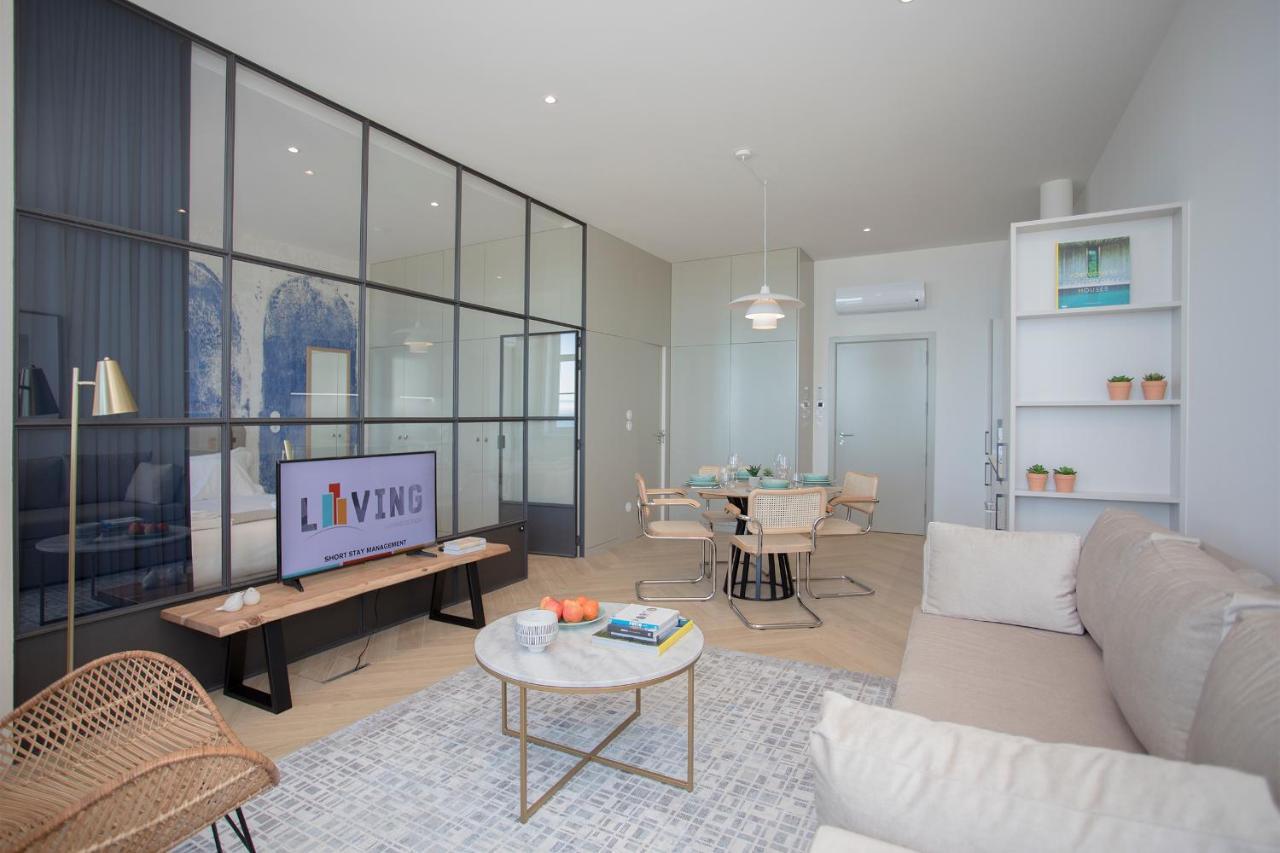 Liiiving In Porto - Luxury Beachfront Apartments المظهر الخارجي الصورة