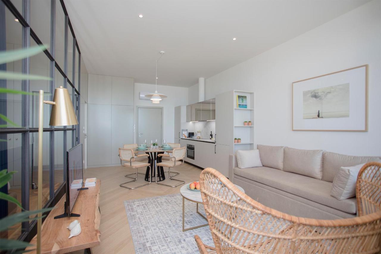 Liiiving In Porto - Luxury Beachfront Apartments المظهر الخارجي الصورة