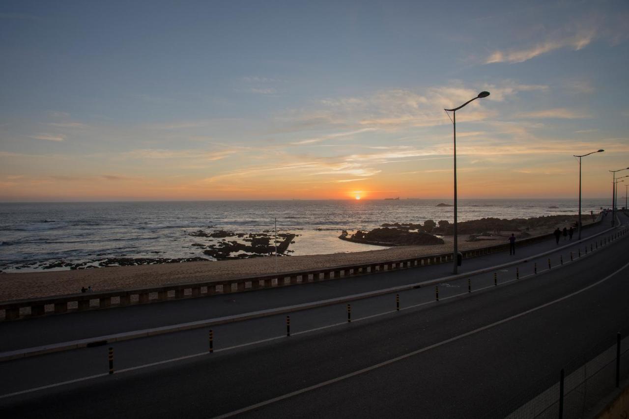 Liiiving In Porto - Luxury Beachfront Apartments المظهر الخارجي الصورة