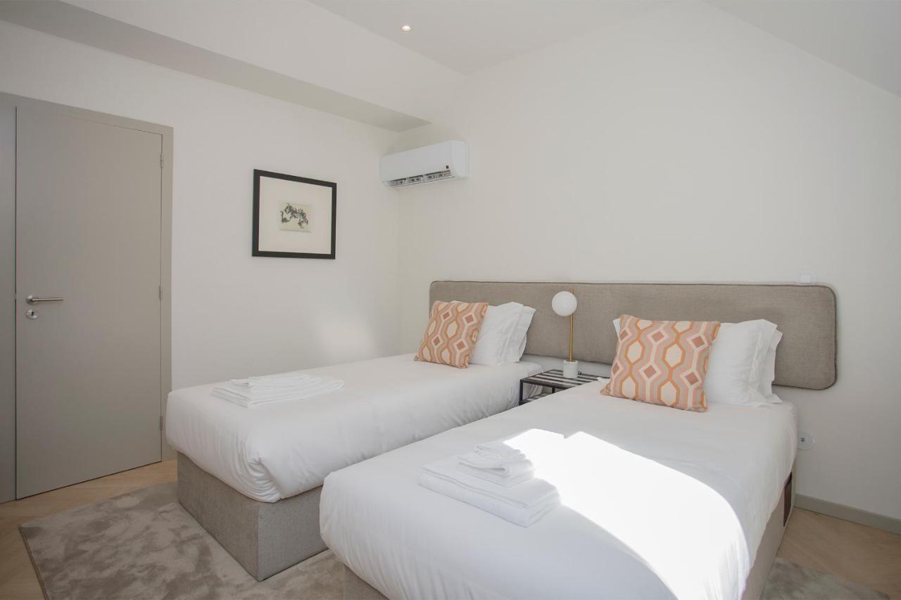 Liiiving In Porto - Luxury Beachfront Apartments المظهر الخارجي الصورة