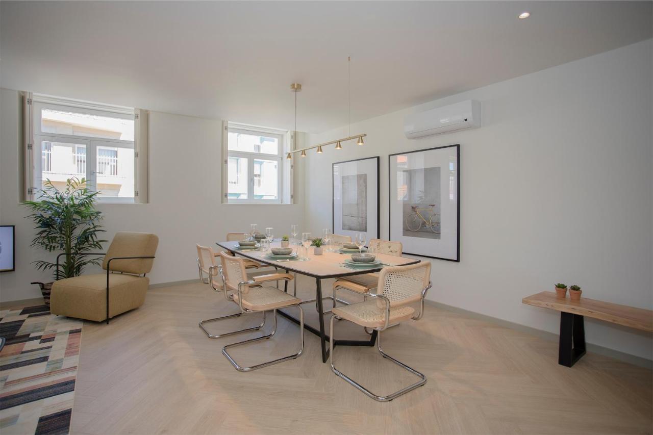 Liiiving In Porto - Luxury Beachfront Apartments المظهر الخارجي الصورة